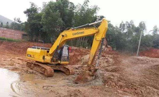 客戶的信任支持是我們的動力，桂之邦挖掘機配件質量可靠