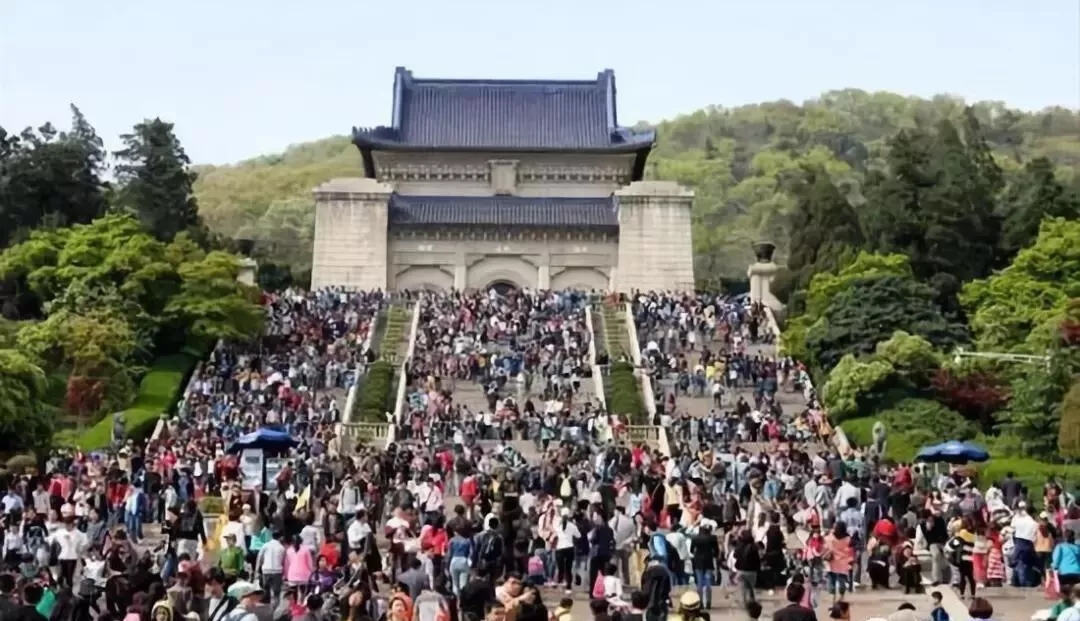 國(guó)慶嗨起來(lái)！你選擇路上還是床上？