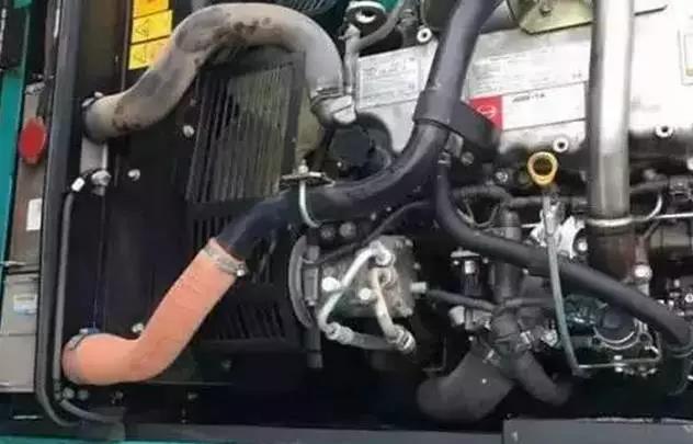挖掘機(jī)發(fā)動機(jī)