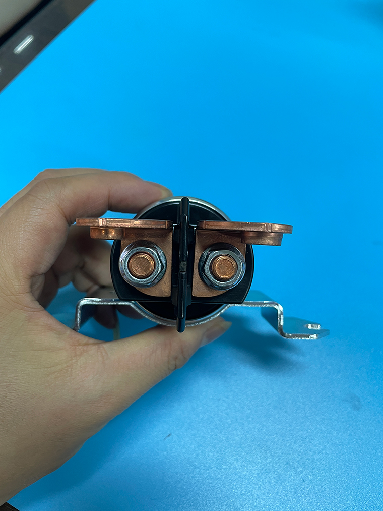 三一挖掘機繼電器